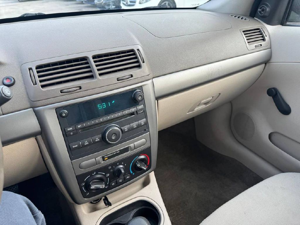 2007 Chevrolet Cobalt Image 14