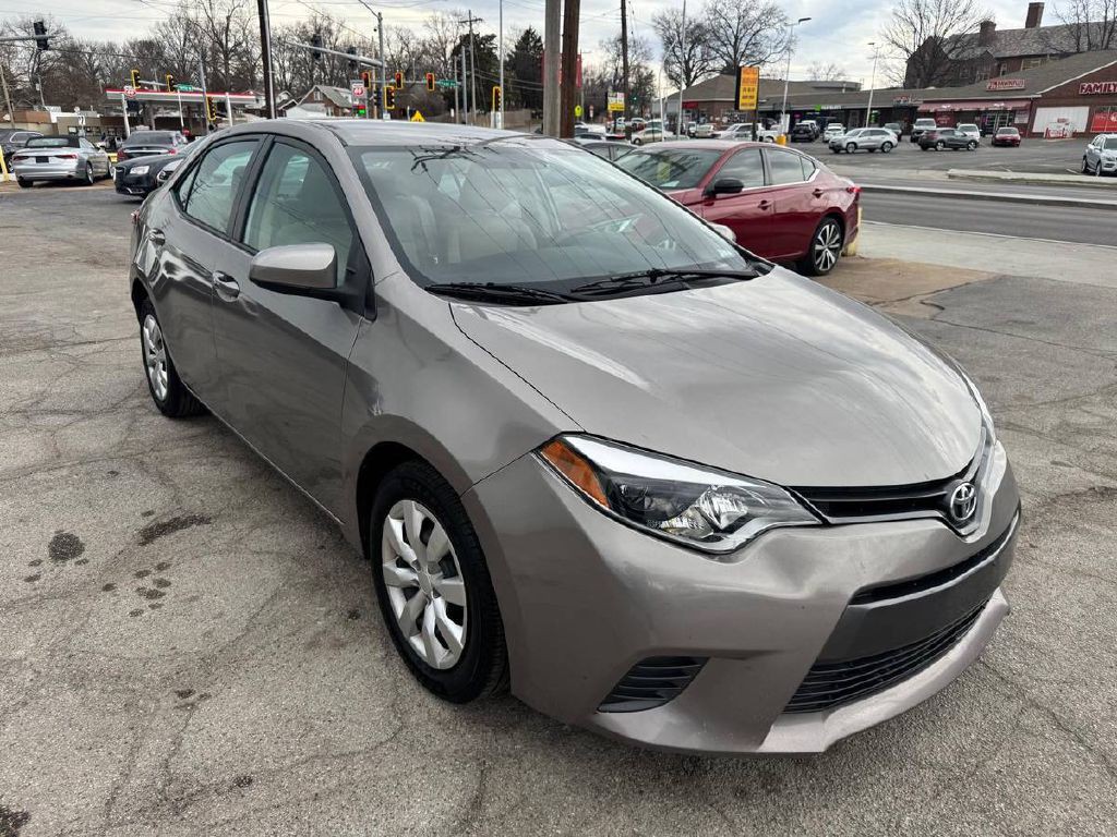 2016 Toyota Corolla Image 1