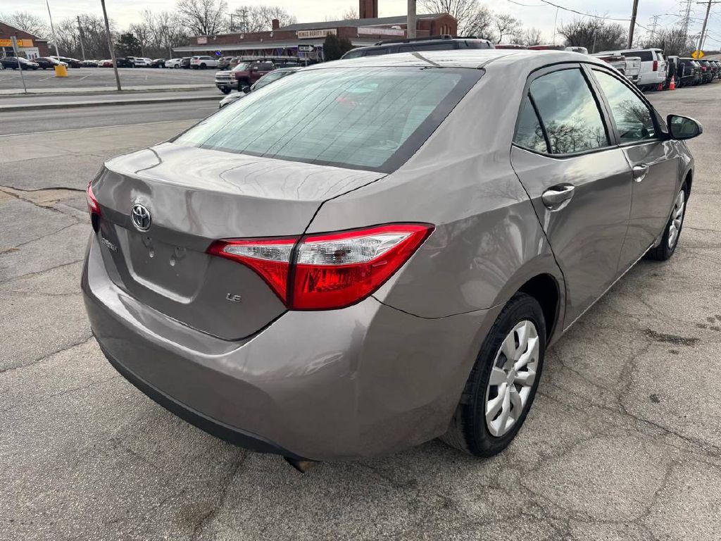 2016 Toyota Corolla Image 6