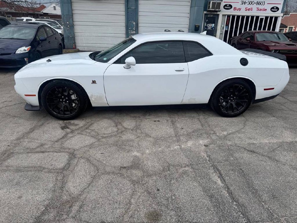 2018 Dodge Challenger Image 5