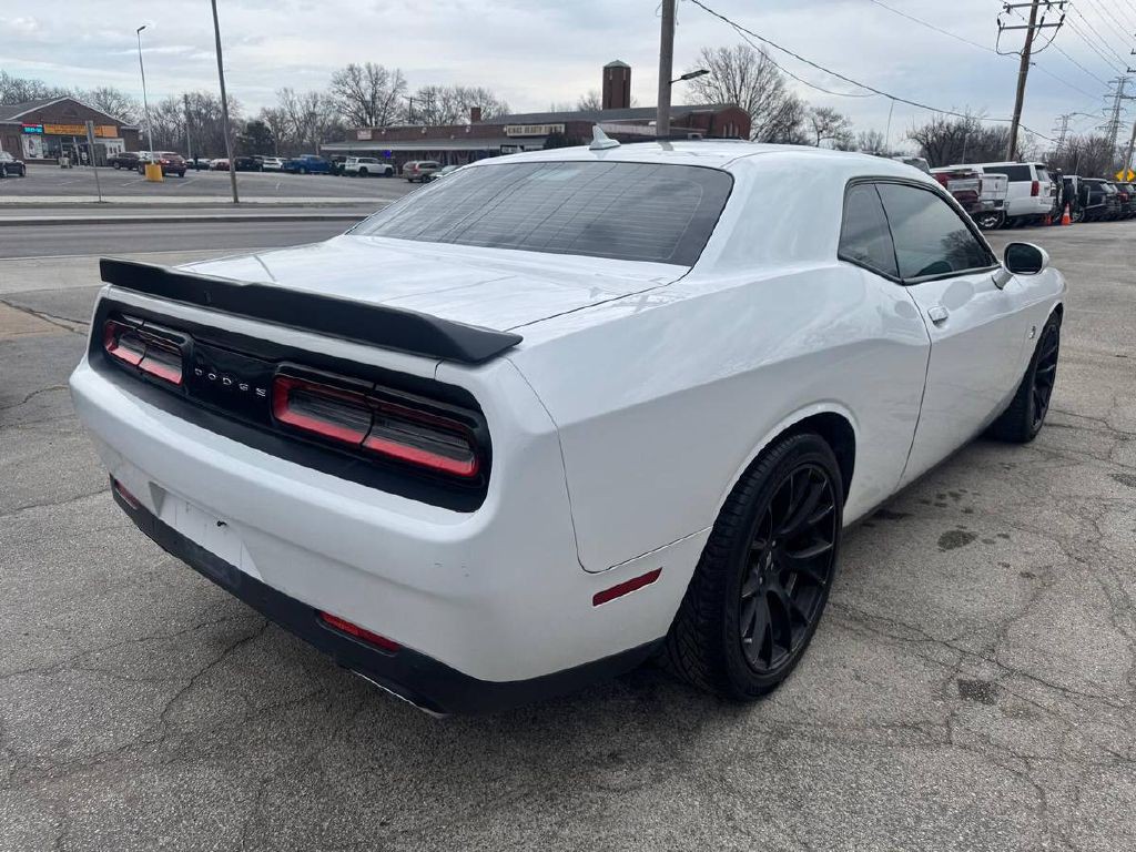 2018 Dodge Challenger Image 6