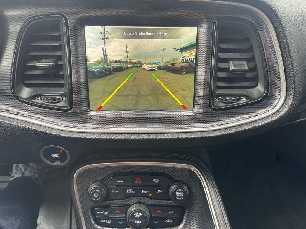 2018 Dodge Challenger Image 15