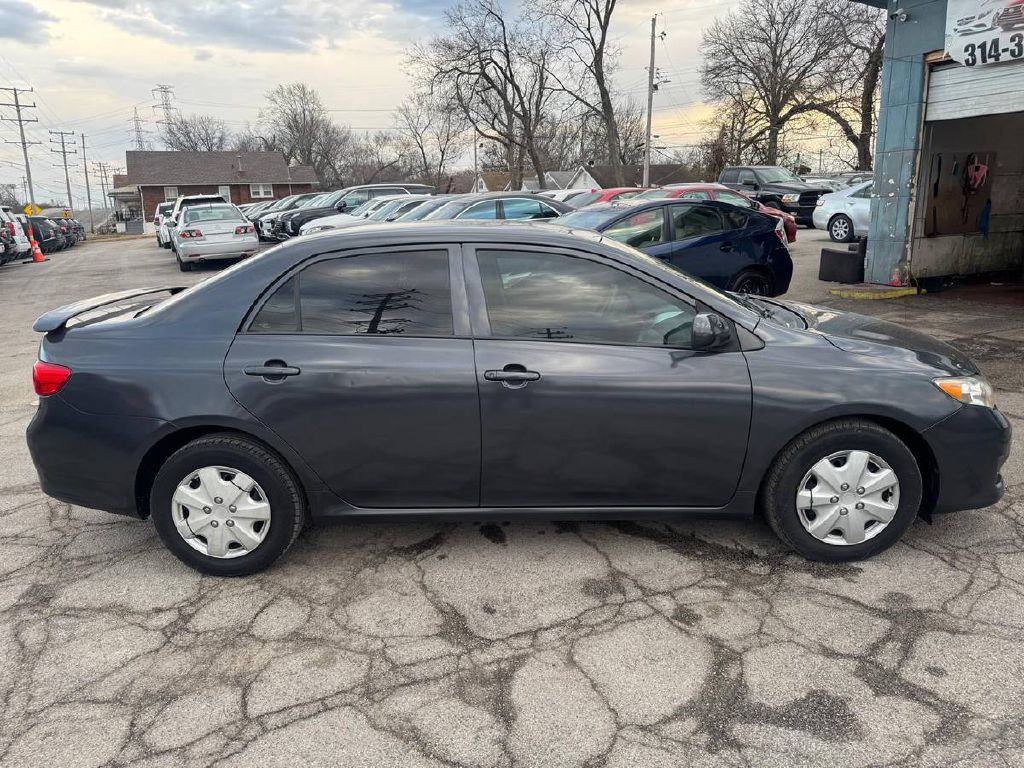 2010 Toyota Corolla Image 4