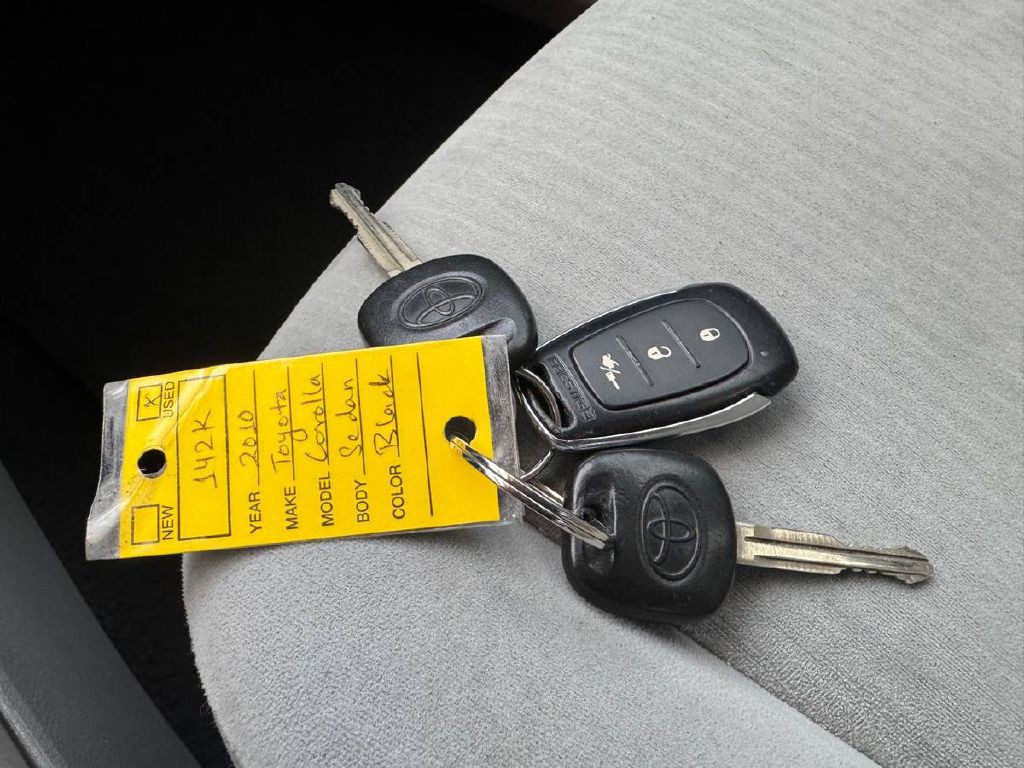 2010 Toyota Corolla Image 20