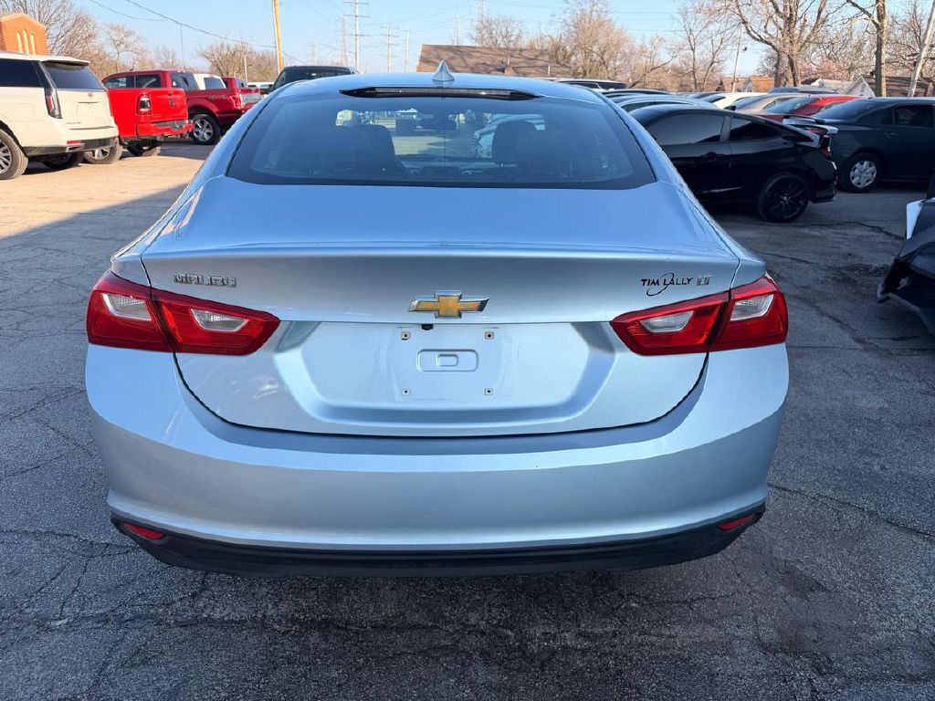 2018 Chevrolet Malibu Image 7