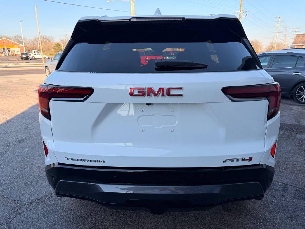 2026 GMC Terrain Image 7