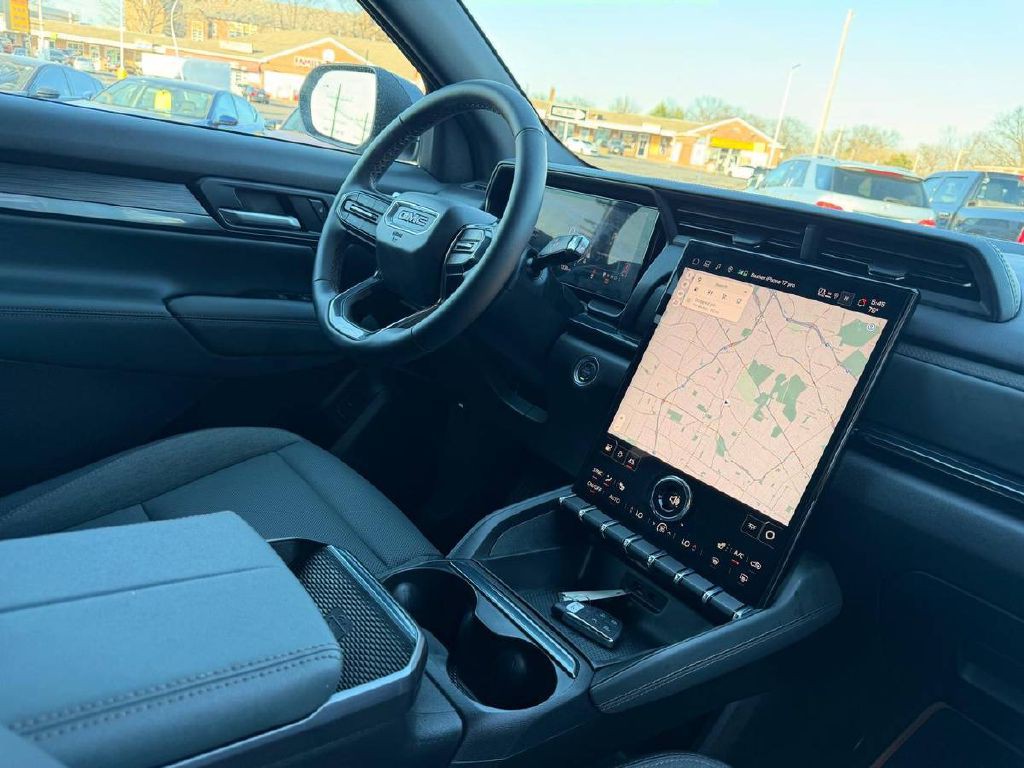 2026 GMC Terrain Image 13