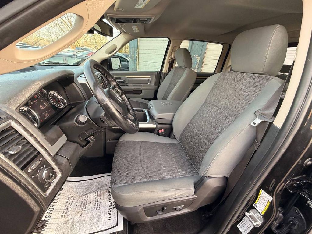 2017 RAM 1500 Image 9