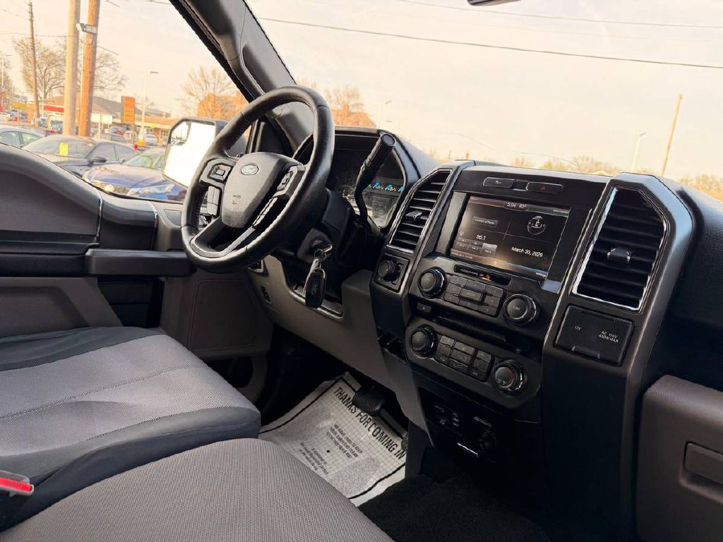2015 Ford F-150 Image 13