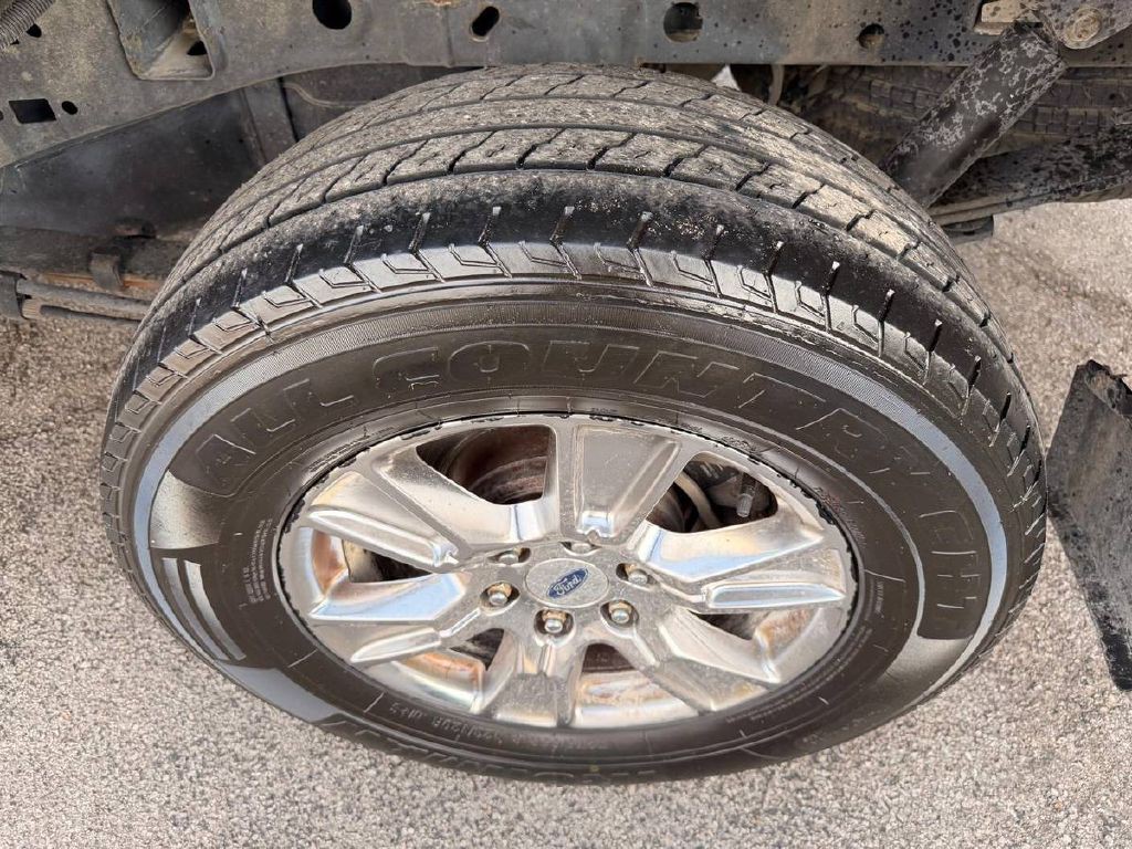 2015 Ford F-150 Image 18