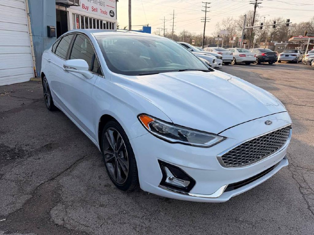 2020 Ford Fusion Image 1