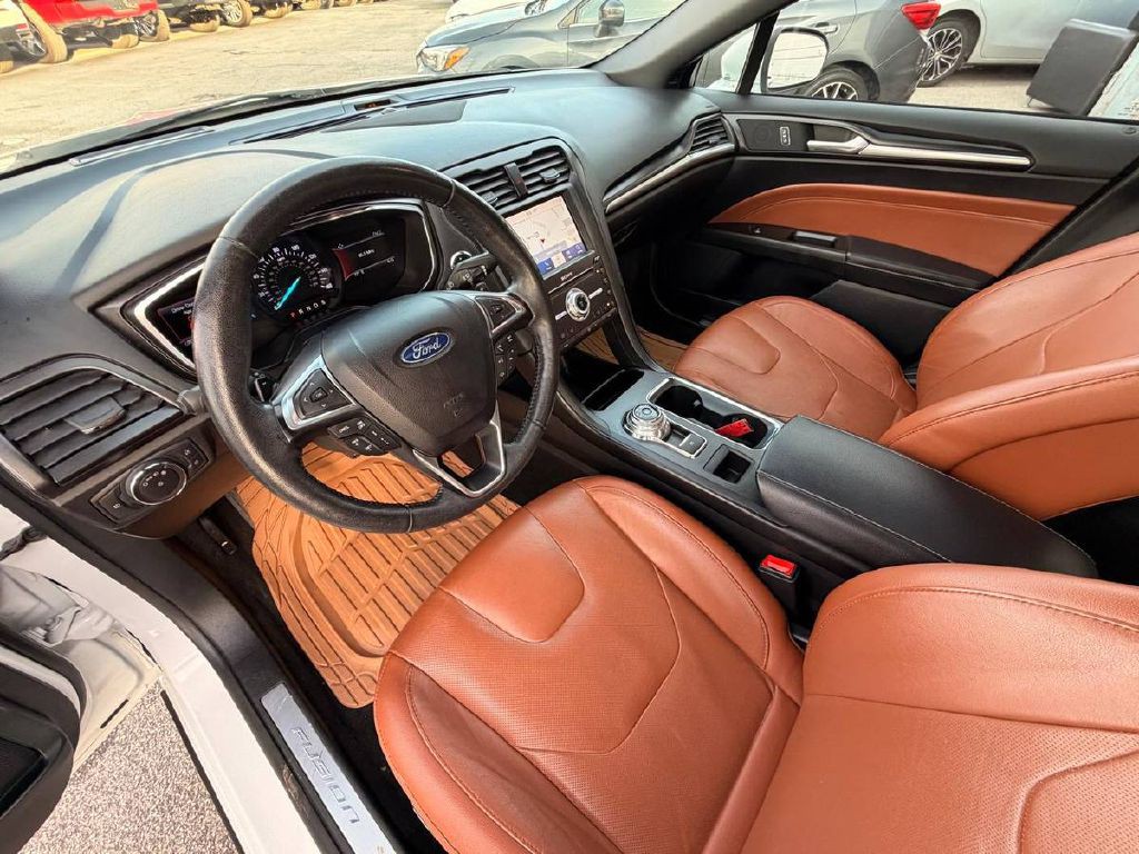 2020 Ford Fusion Image 9