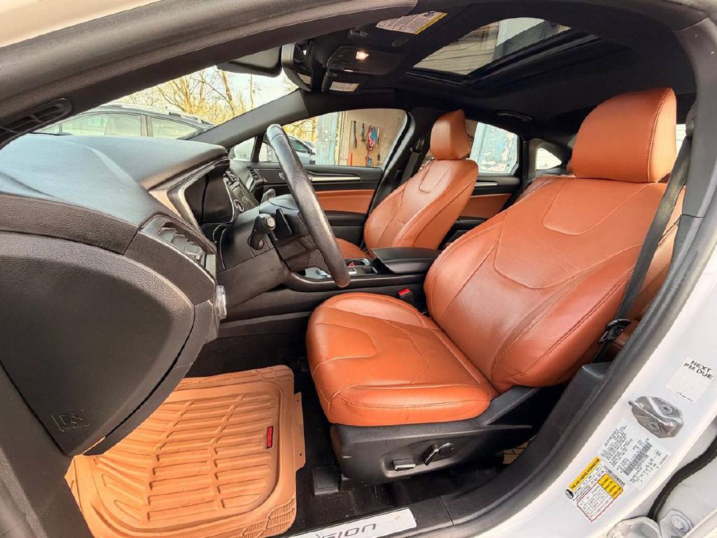 2020 Ford Fusion Image 10