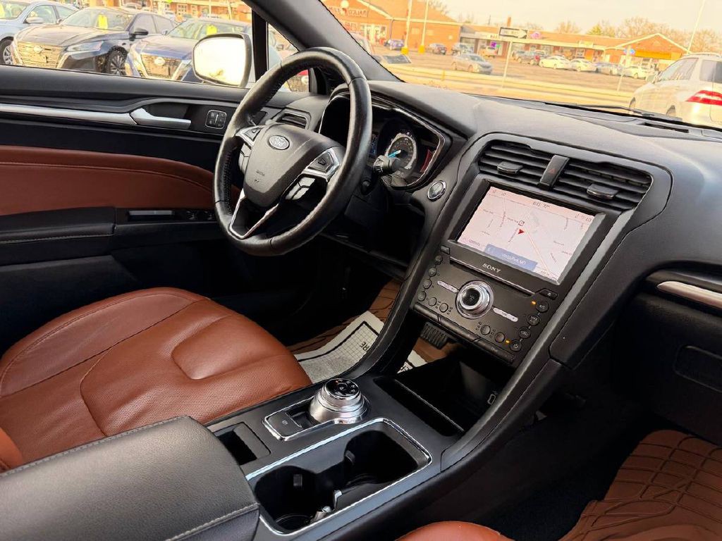 2020 Ford Fusion Image 13