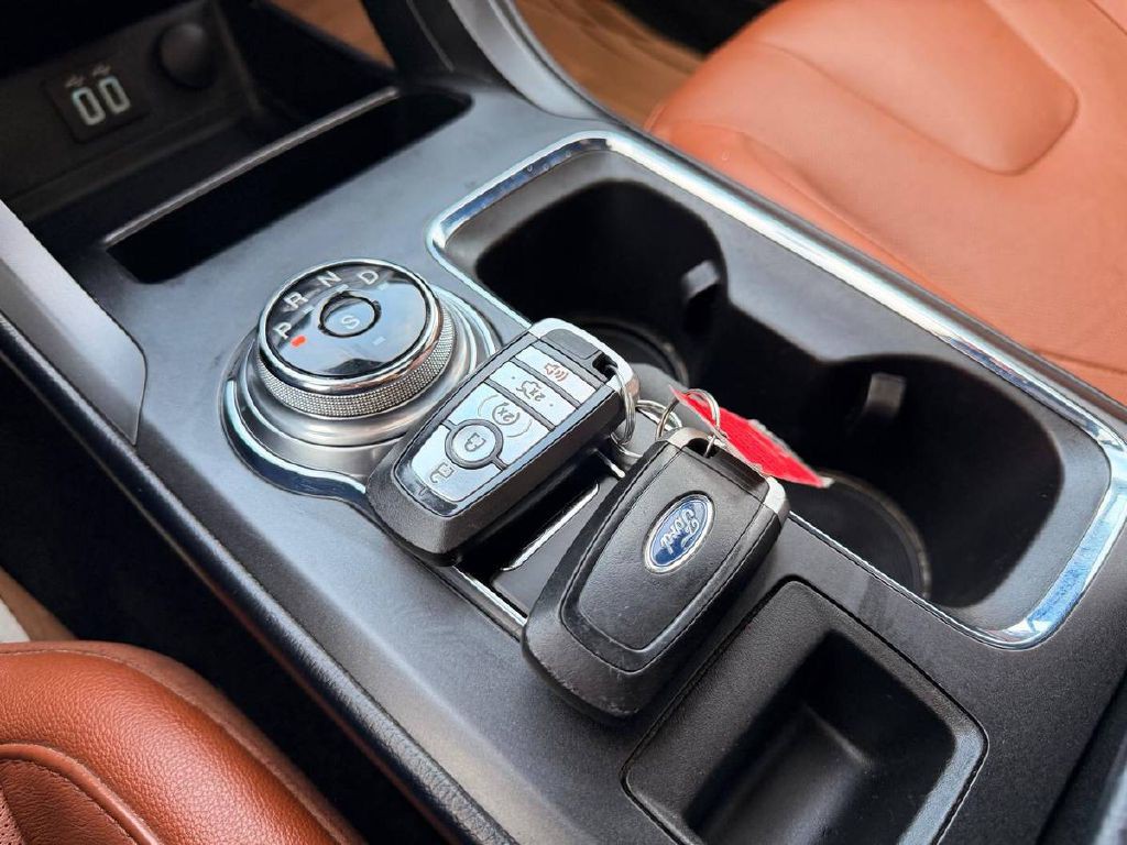 2020 Ford Fusion Image 20