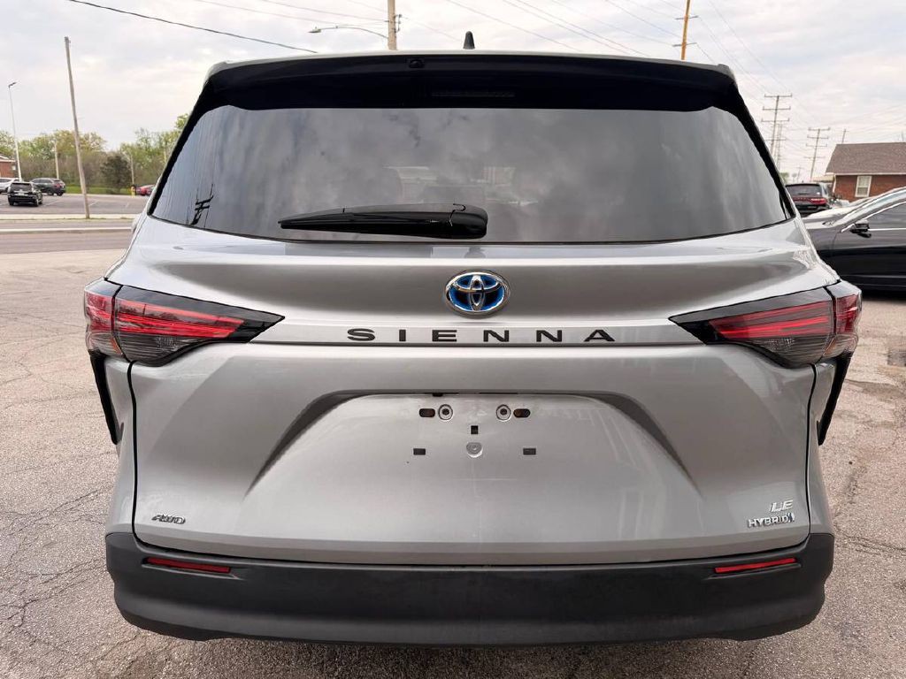 2022 Toyota Sienna Image 7