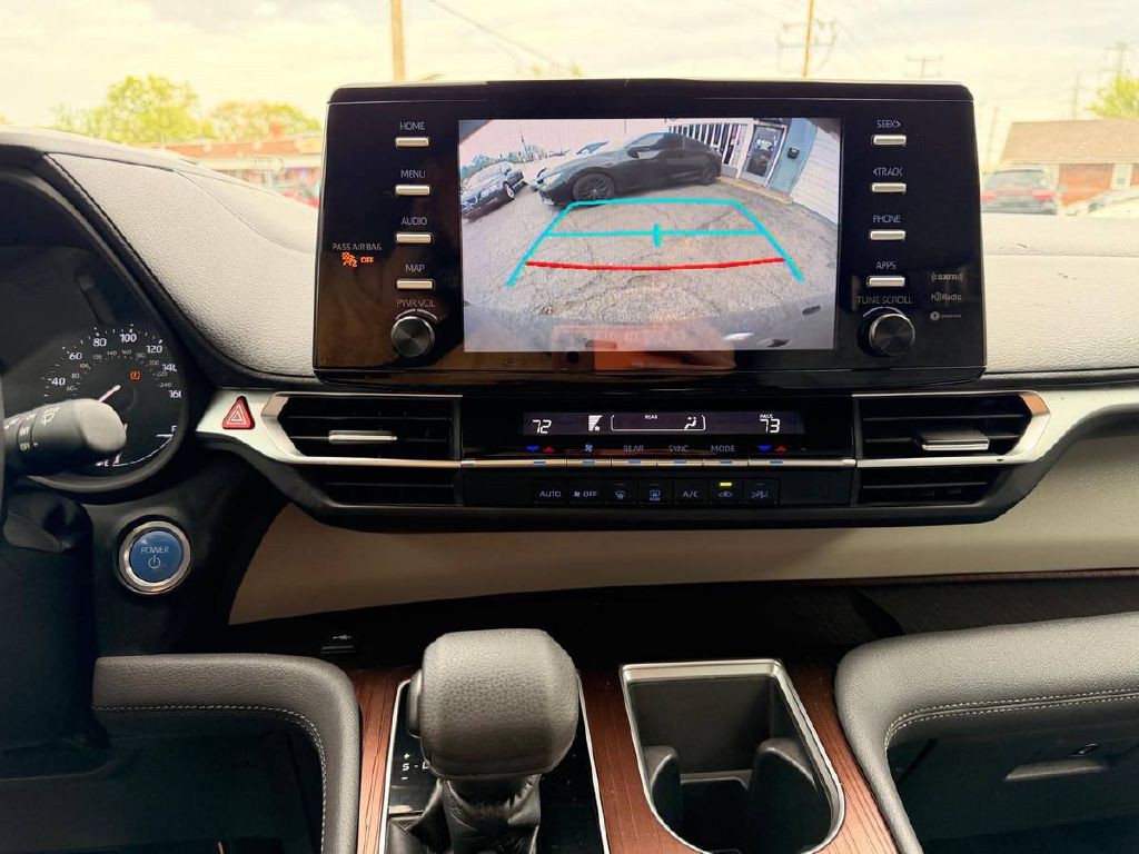 2022 Toyota Sienna Image 21