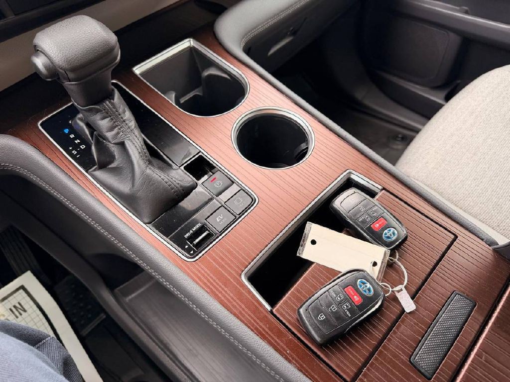 2022 Toyota Sienna Image 22