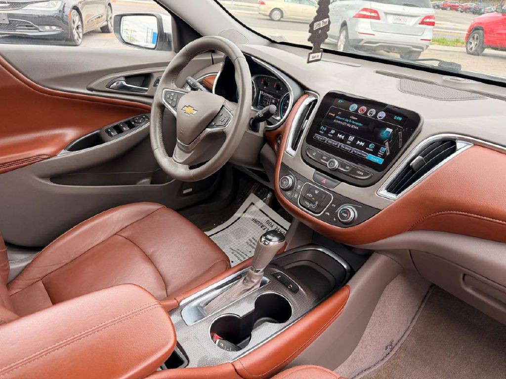 2016 Chevrolet Malibu Image 10