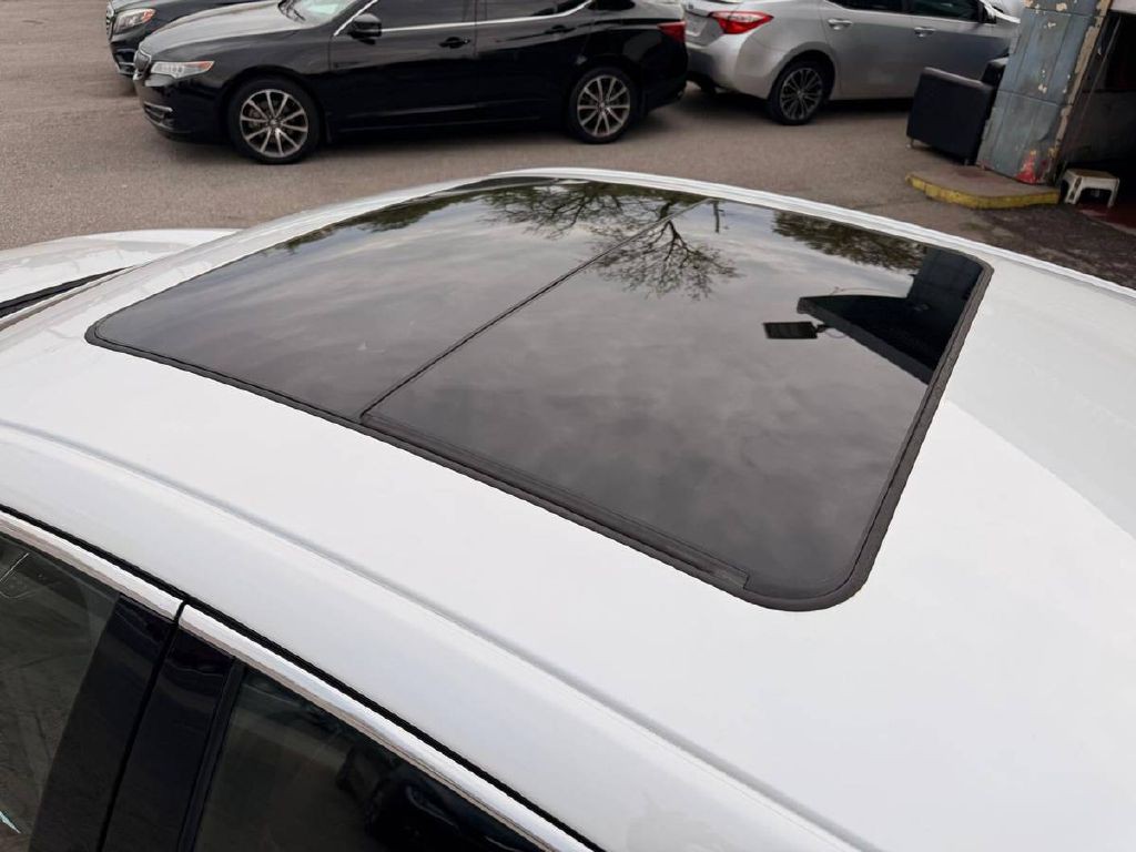 2016 Chevrolet Malibu Image 14
