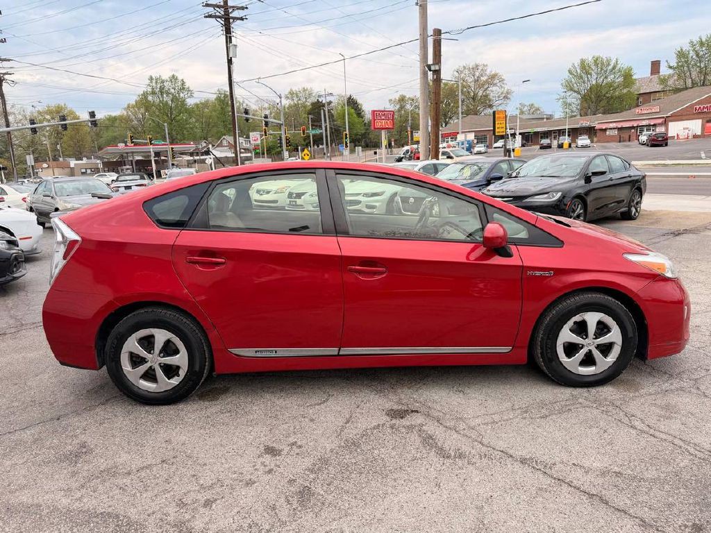 2012 Toyota Prius Image 4