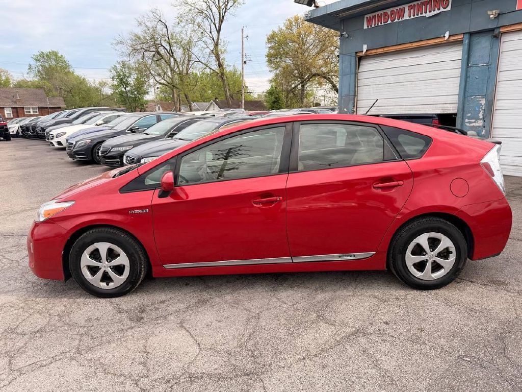 2012 Toyota Prius Image 5