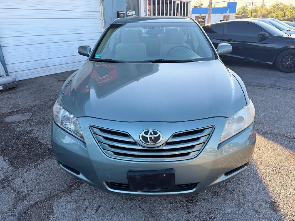 2009 Toyota Camry Image 2
