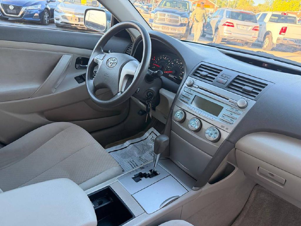 2009 Toyota Camry Image 13