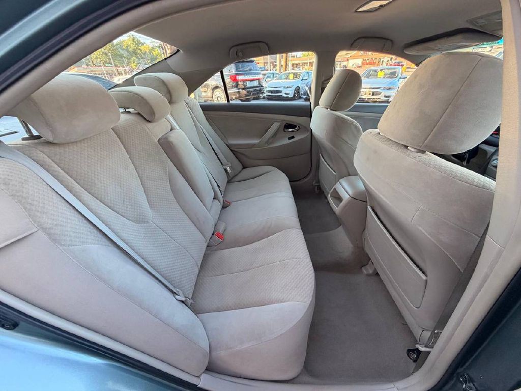 2009 Toyota Camry Image 14