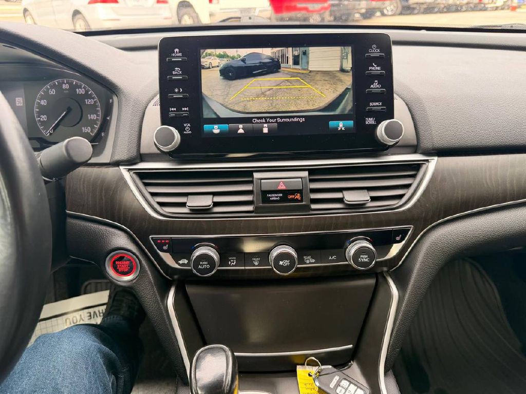 2019 Honda Accord Image 18