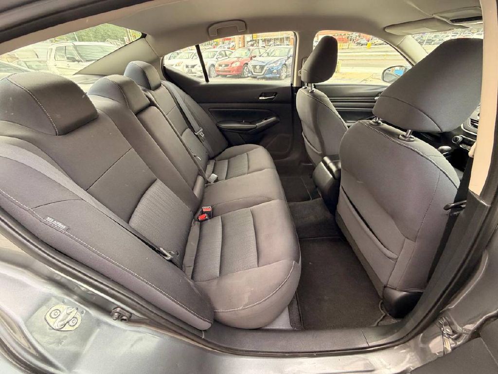 2020 Nissan Altima Image 14