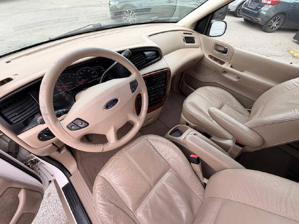 2001 Ford Windstar Image 10