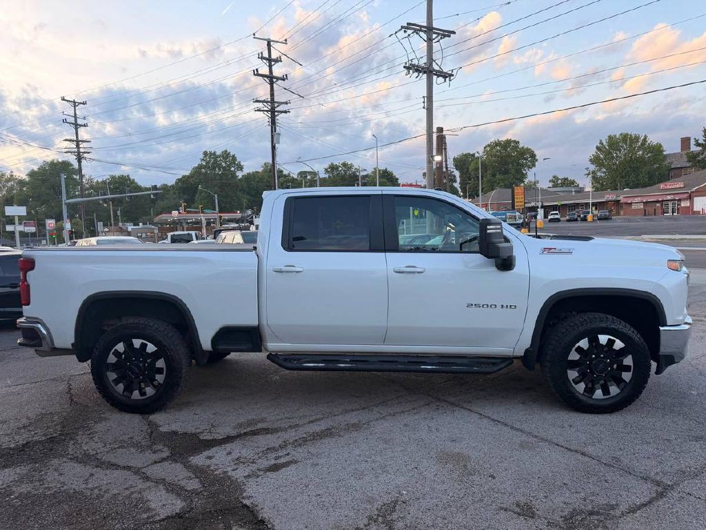 2020 Chevrolet Silverado 1500 Image 4