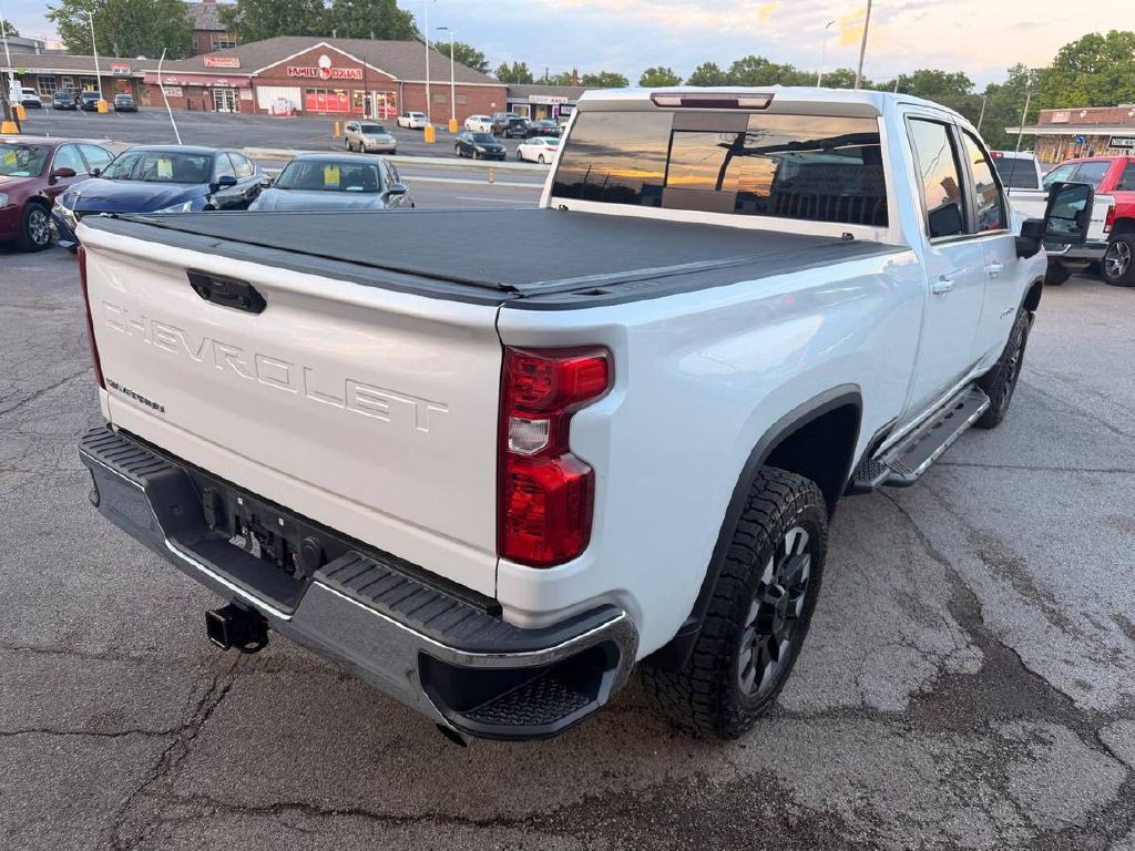 2020 Chevrolet Silverado 1500 Image 6