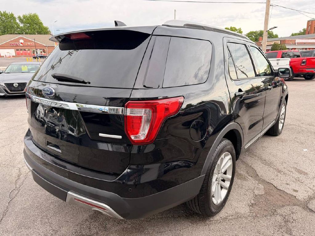 2016 Ford Explorer Image 6