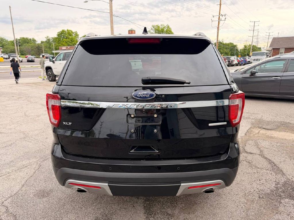 2016 Ford Explorer Image 7