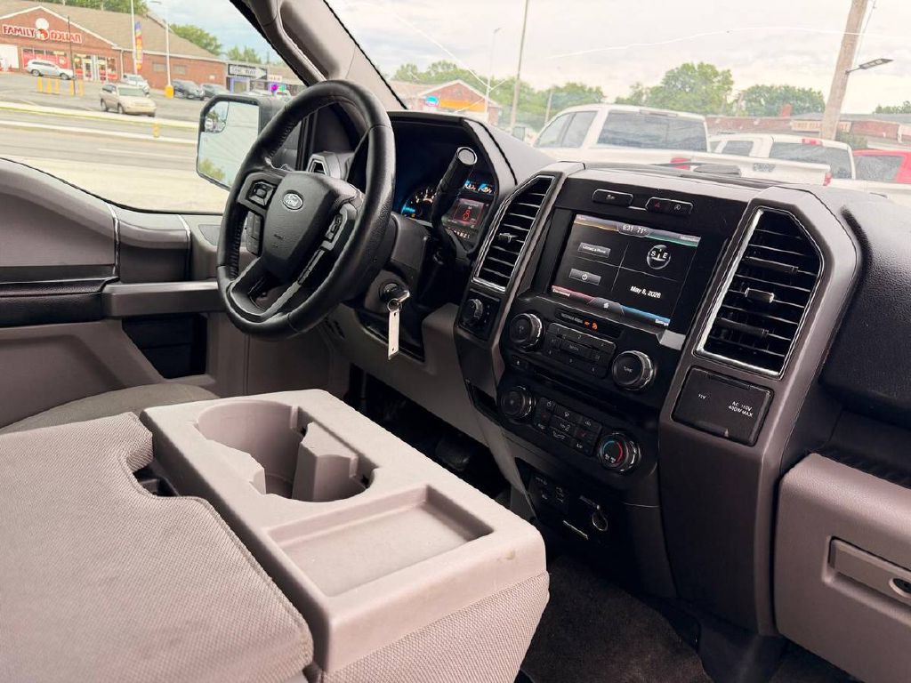 2015 Ford F-150 Image 13