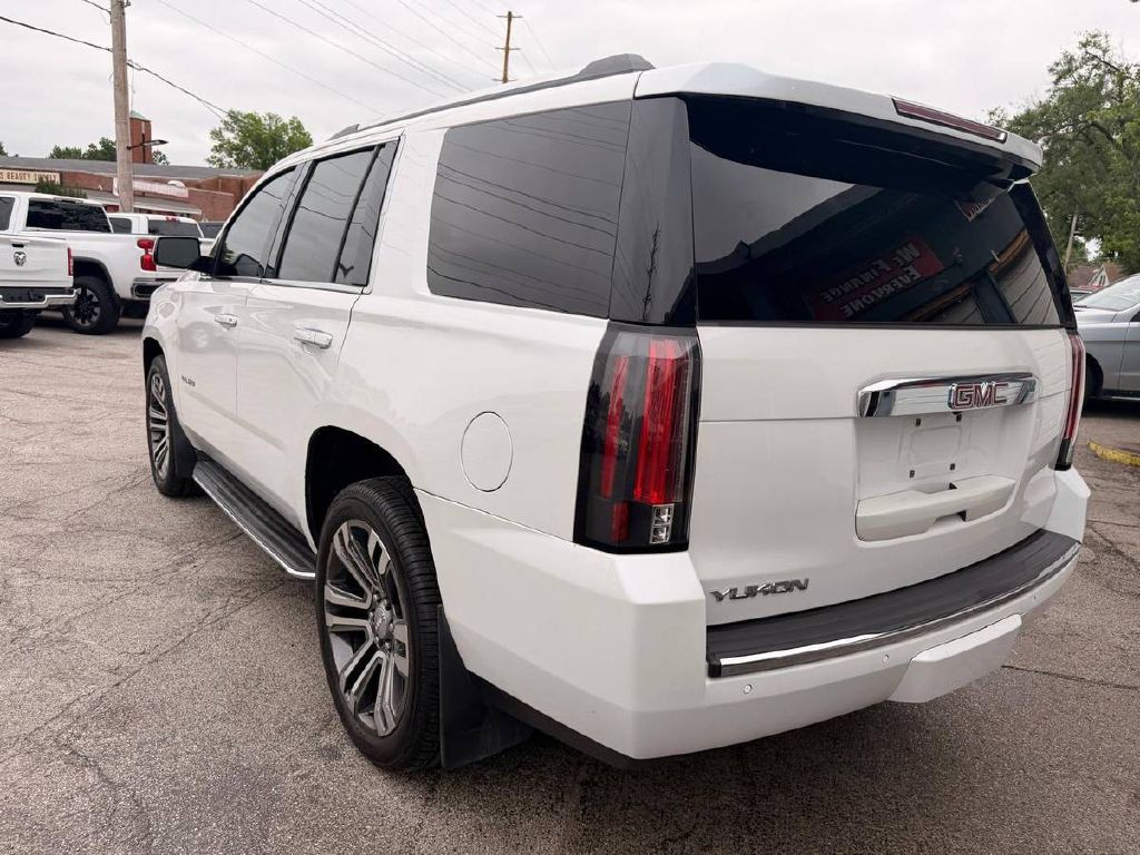 2017 GMC Yukon Image 8