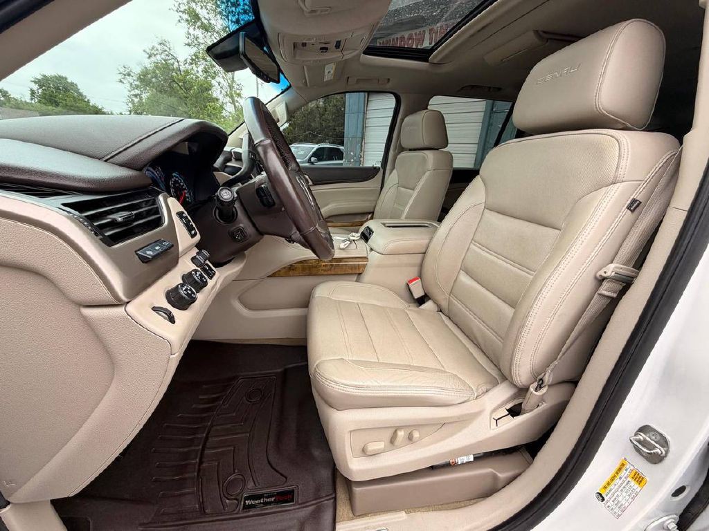 2017 GMC Yukon Image 9