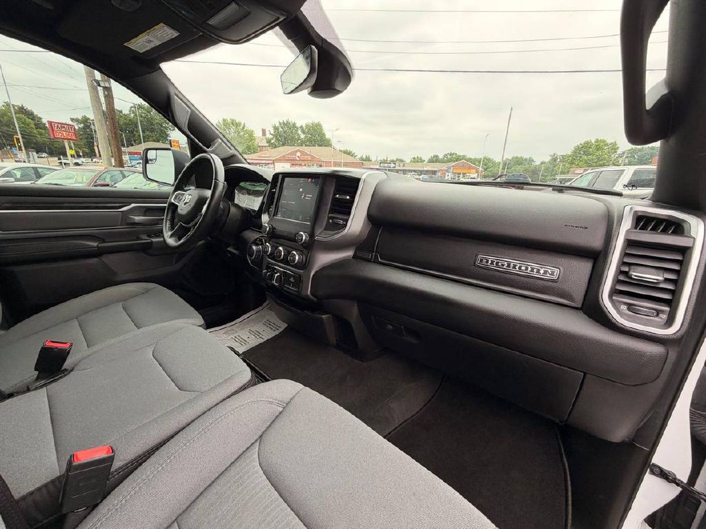 2022 RAM 1500 Image 12