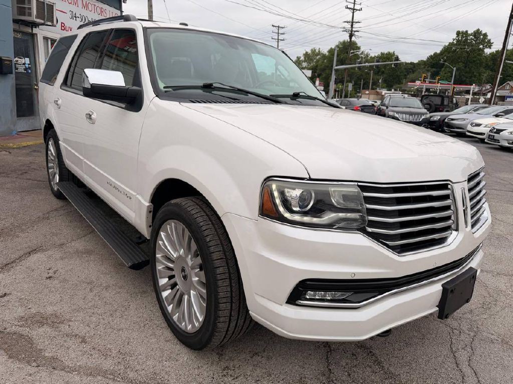 2015 Lincoln Navigator Image 1