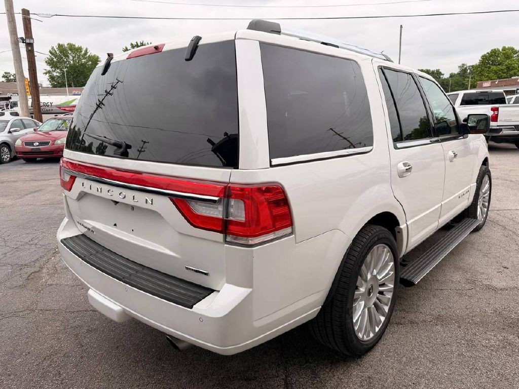 2015 Lincoln Navigator Image 6