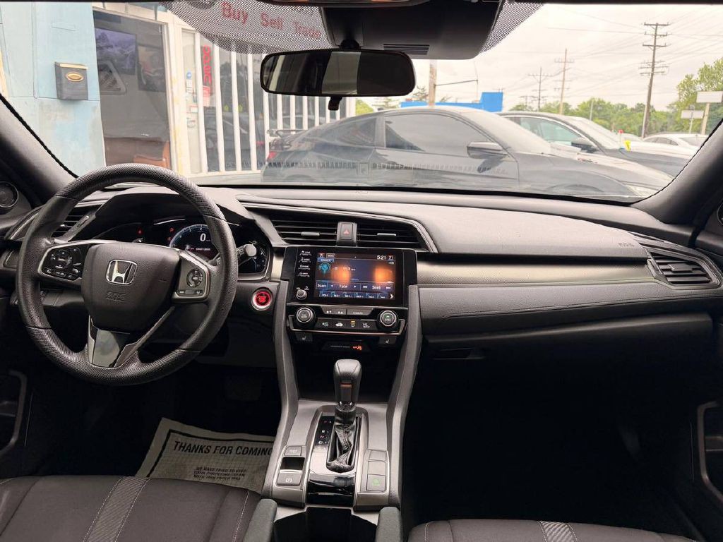 2019 Honda Civic Image 16