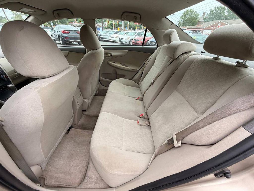 2009 Toyota Corolla Image 11