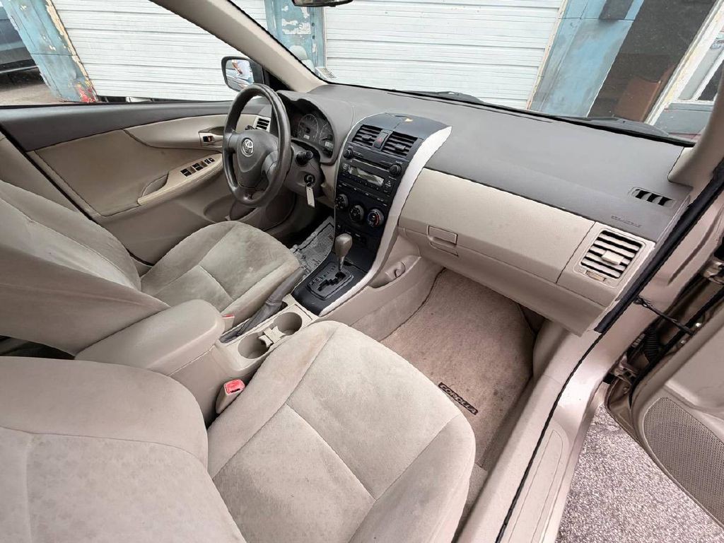 2009 Toyota Corolla Image 13