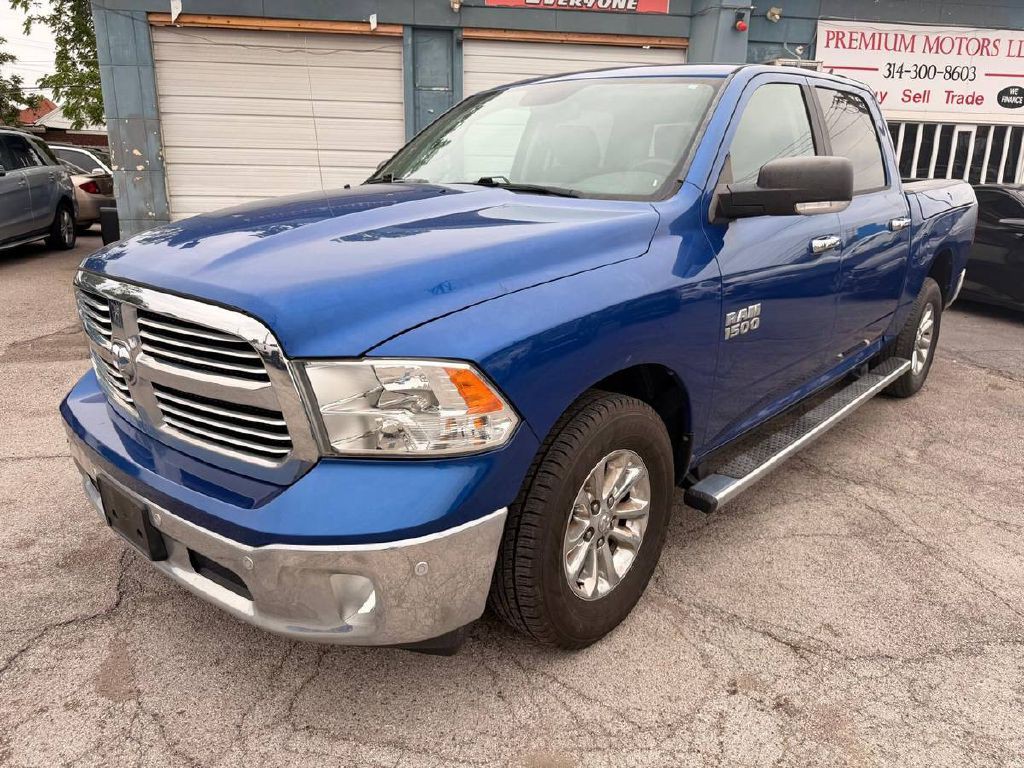 2016 RAM 1500 Image 3