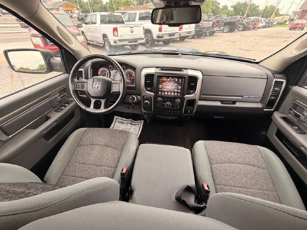 2016 RAM 1500 Image 15