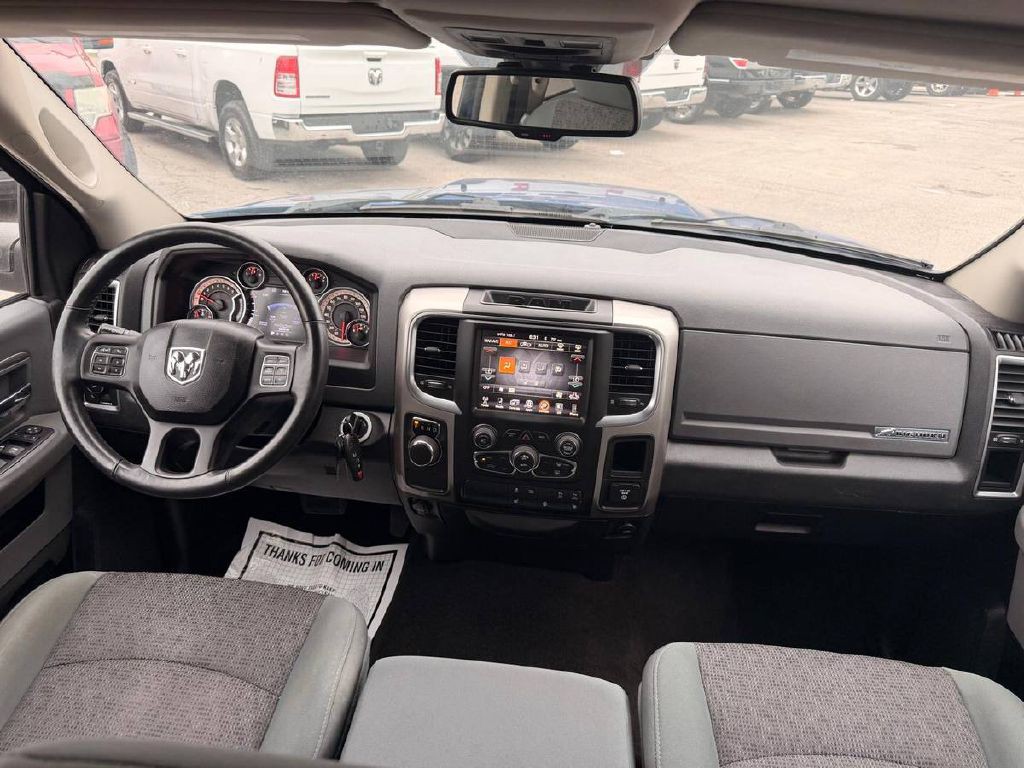2016 RAM 1500 Image 16