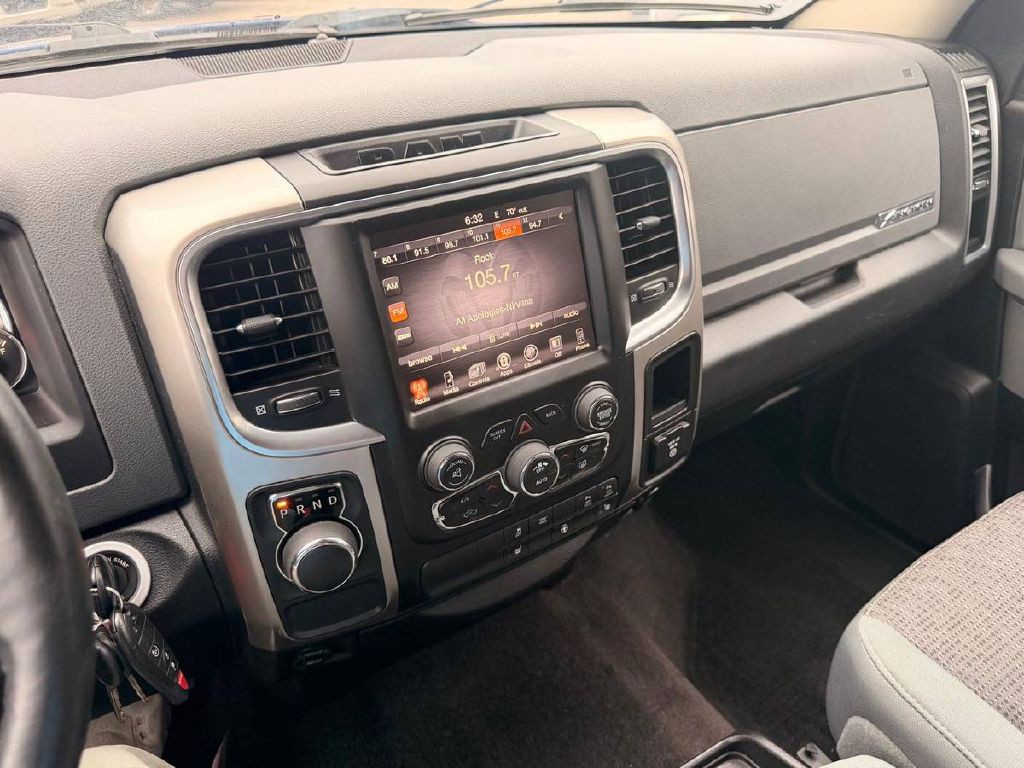 2016 RAM 1500 Image 17