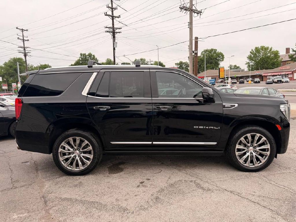 2021 GMC Yukon Image 4
